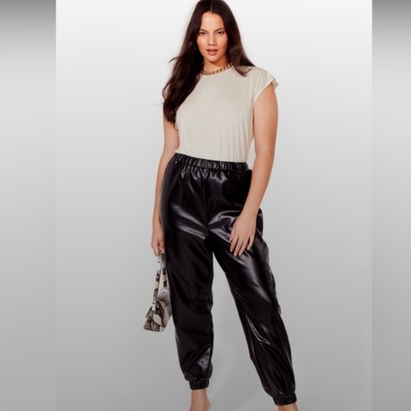 Nasty Gal Faux Leather Wanted Plus Jogger NWT - Picture 1 of 6